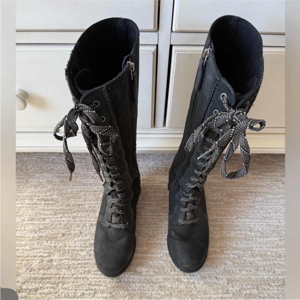 Sorel Black Lace-Up Women's Boots Joan of arctic 2